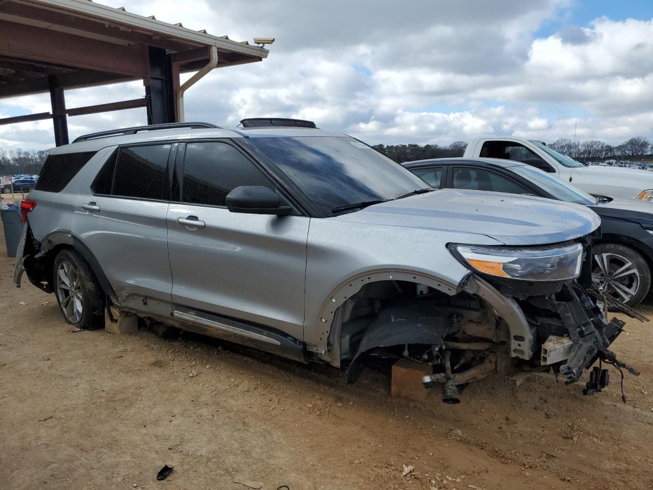 2023 FORD EXPLORER X - Фото 4