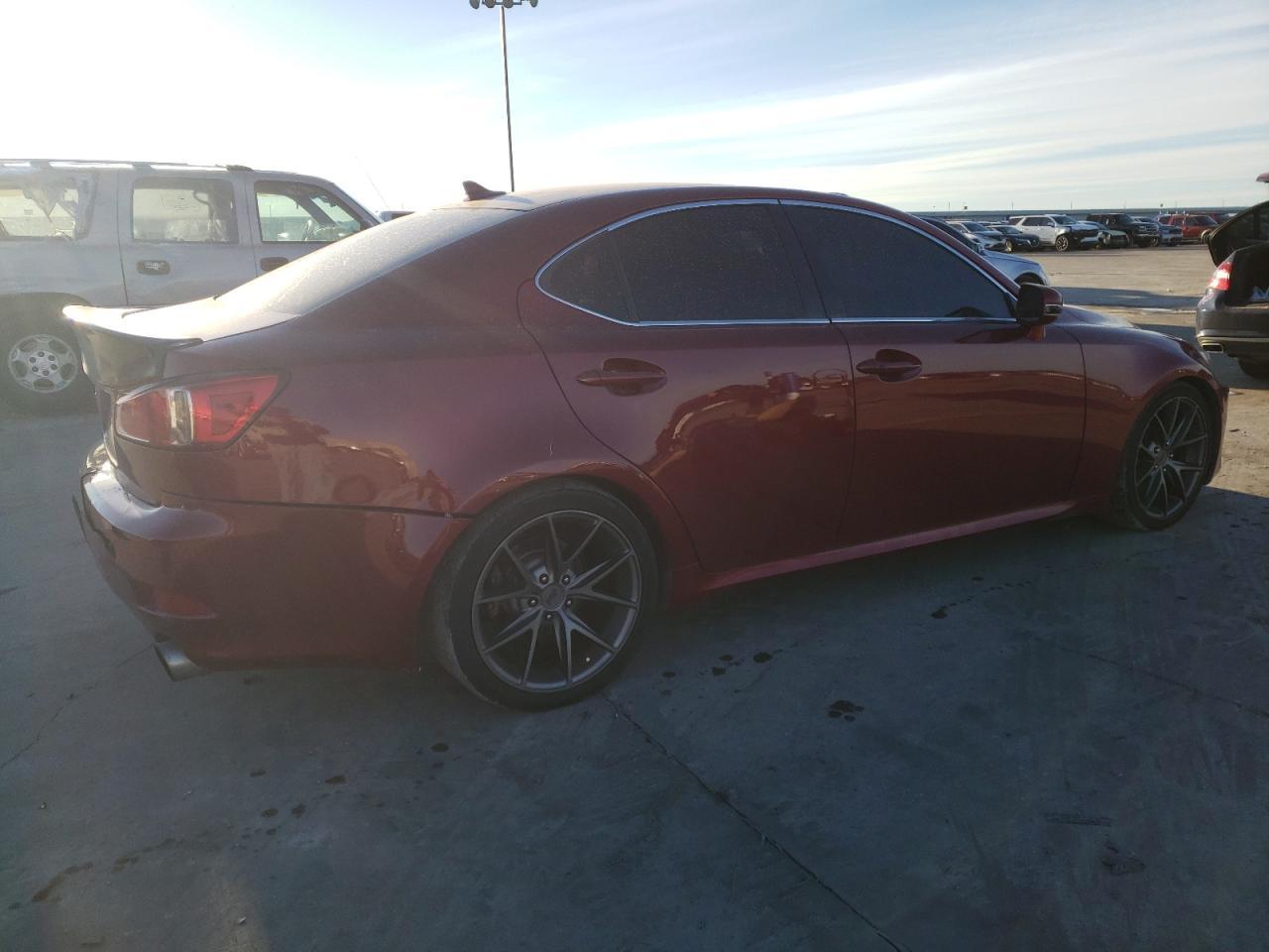 2011 LEXUS IS 250 - Image 3