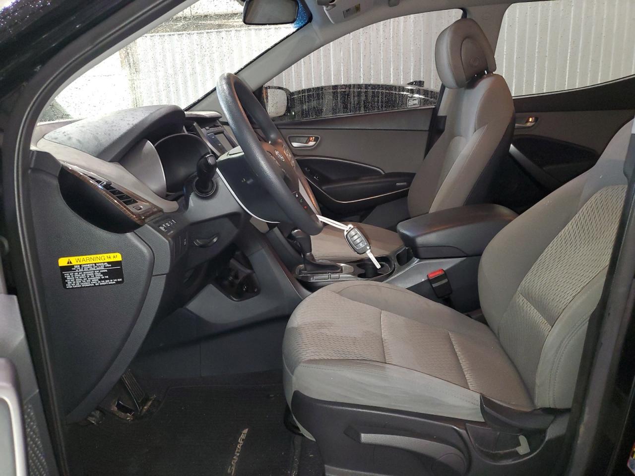 2017 HYUNDAI SANTA FE S - Image 7