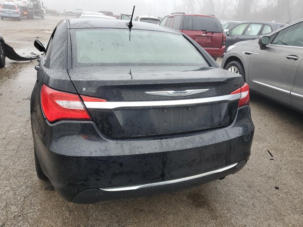 2013 CHRYSLER 200 LX - Фото 6