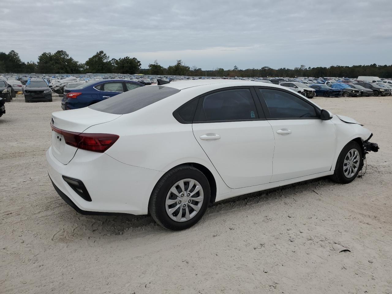 2021 KIA FORTE FE - Фото 3