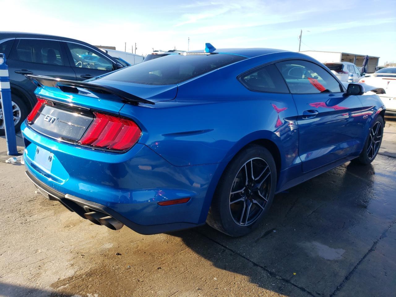 2021 FORD MUSTANG GT - Фото 3