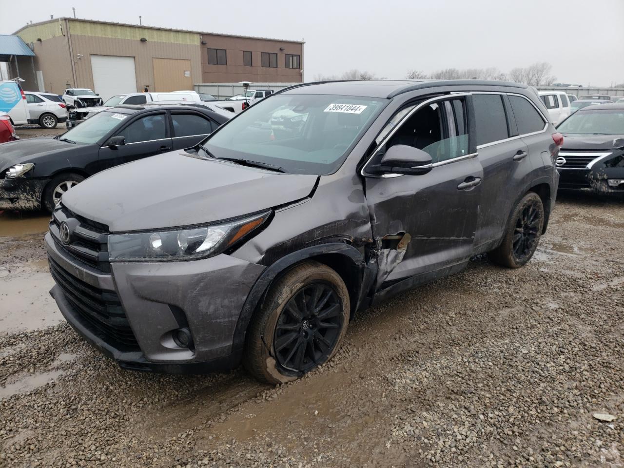 2019 TOYOTA HIGHLANDER