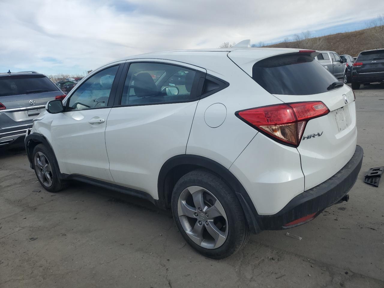2018 HONDA HR-V LX - Image 2