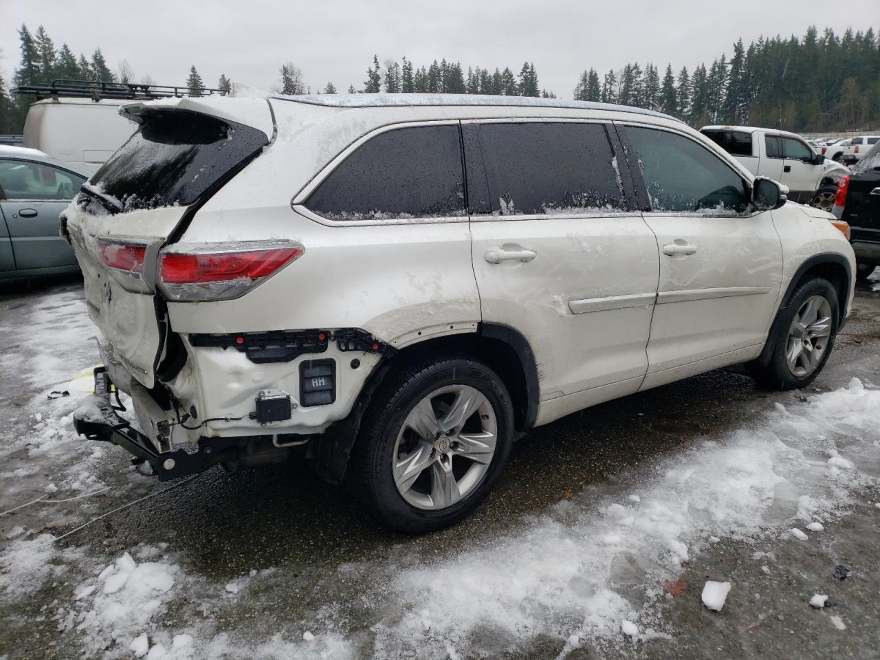 2014 TOYOTA HIGHLANDER - Фото 3