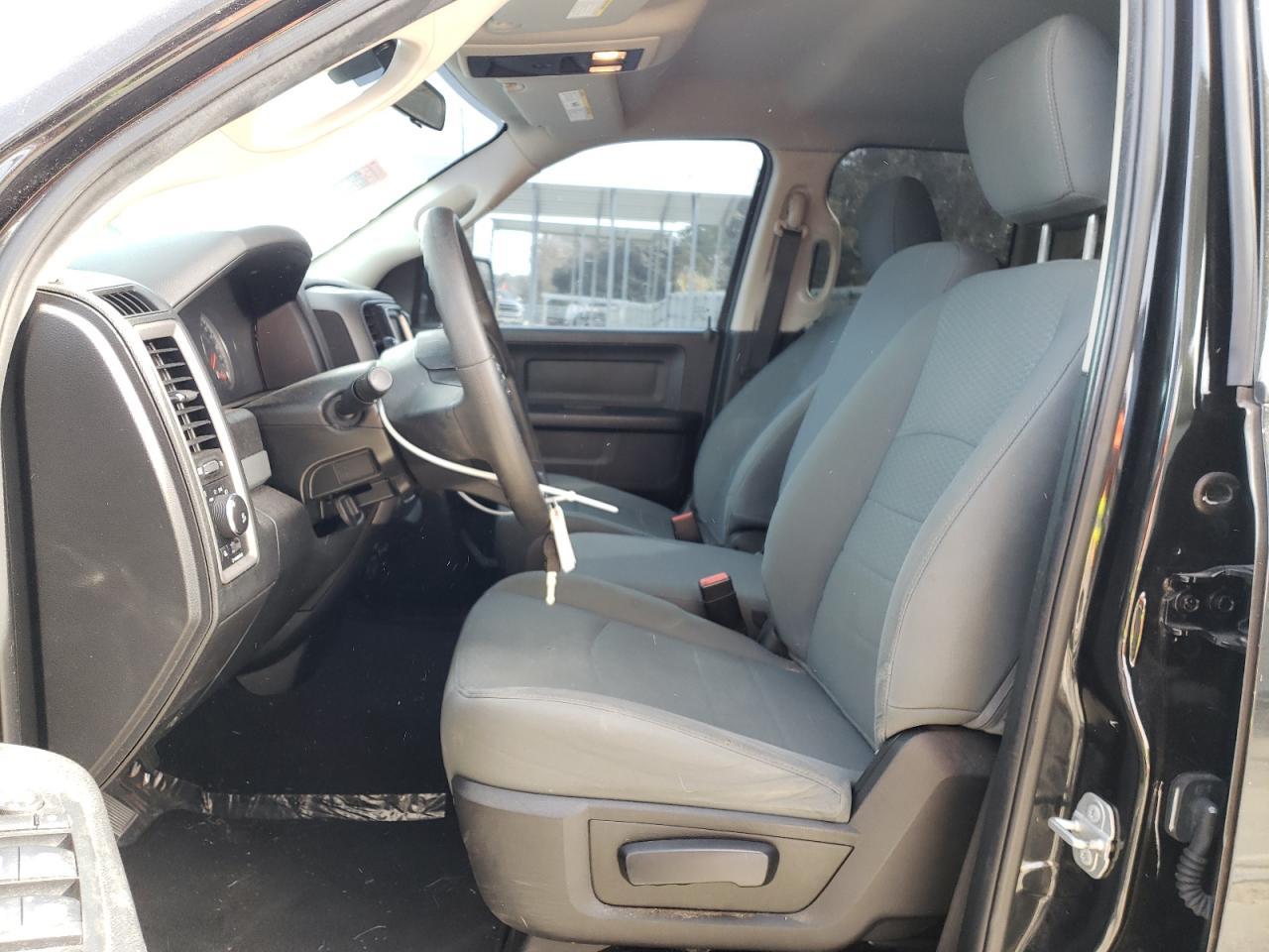 2018 RAM 1500 ST - Image 7