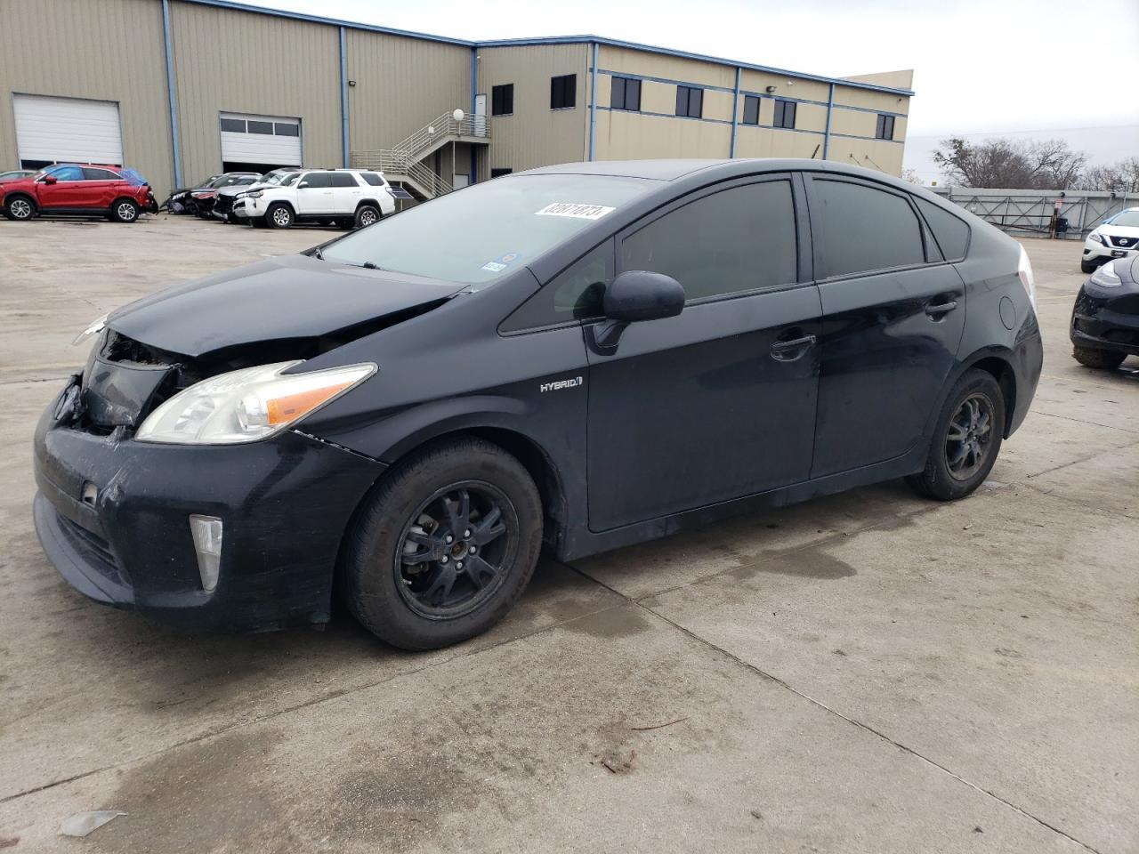 2015 TOYOTA PRIUS car image