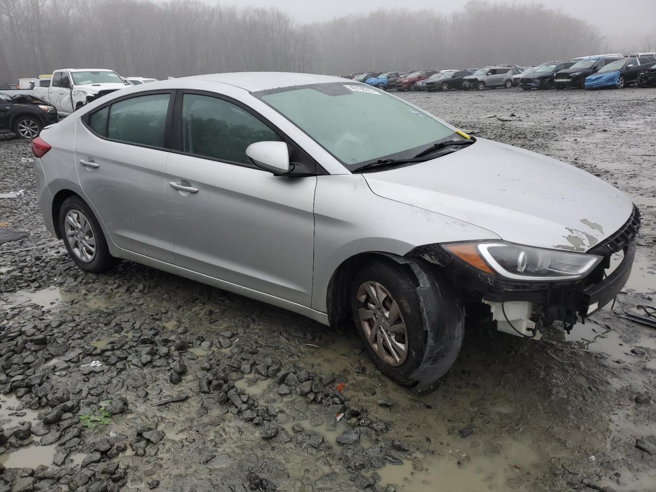 2017 HYUNDAI ELANTRA SE - Image 4