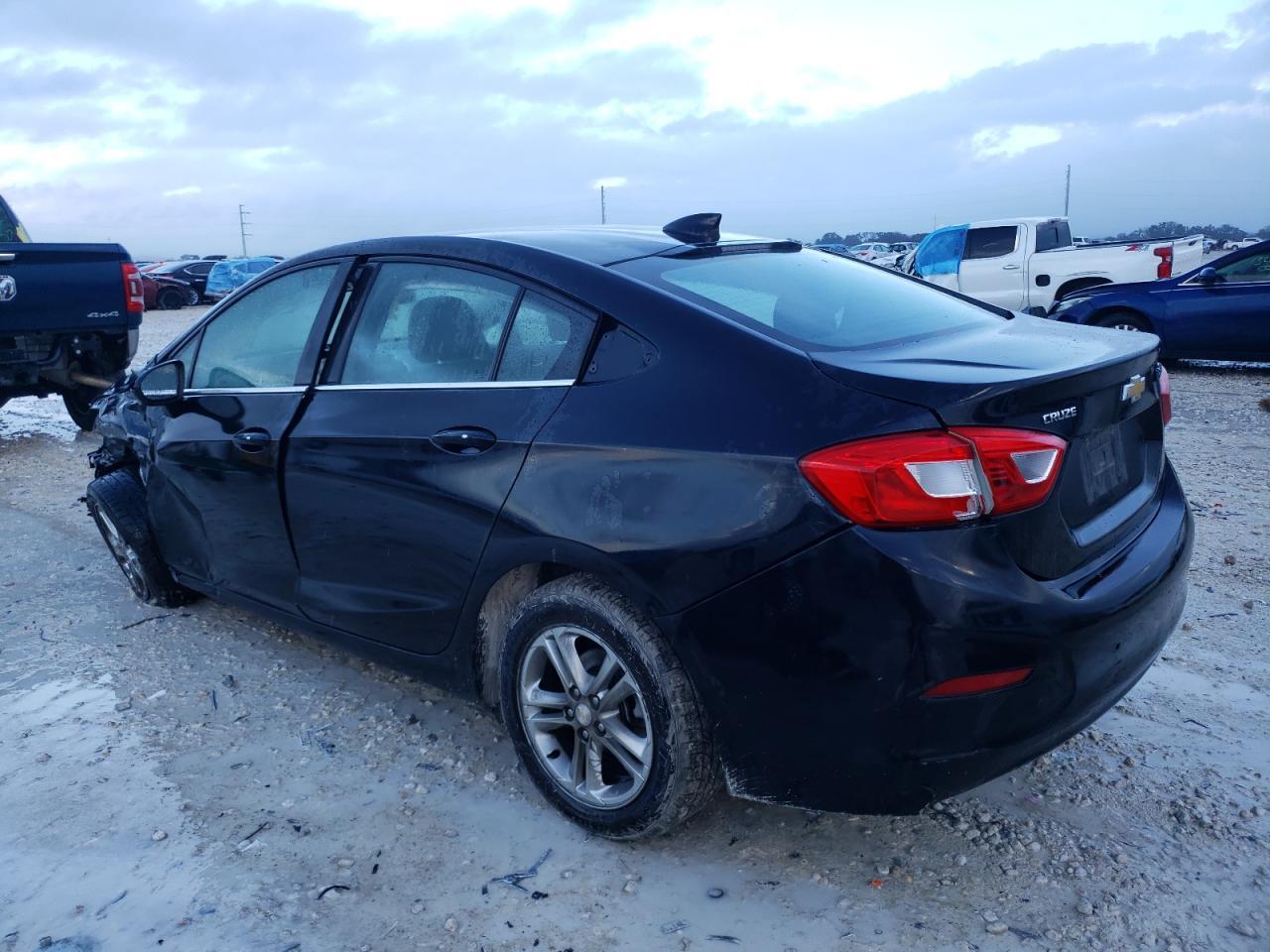 2017 CHEVROLET CRUZE LT - Фото 2