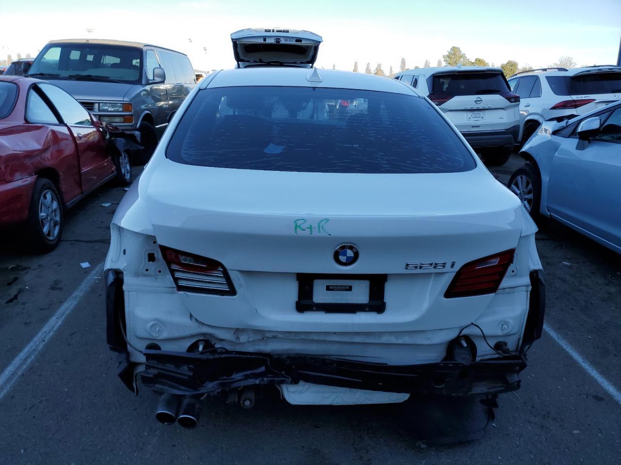 2016 BMW 528 I - Image 6