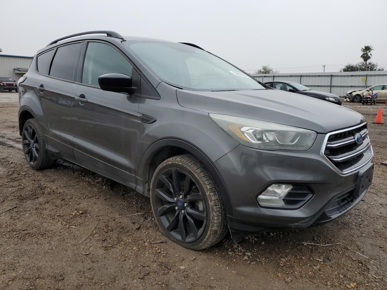 2017 FORD ESCAPE SE - Фото 4