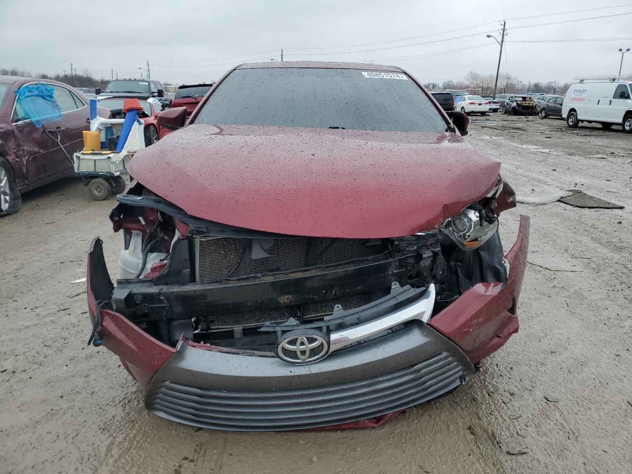 2016 TOYOTA CAMRY LE - Фото 5