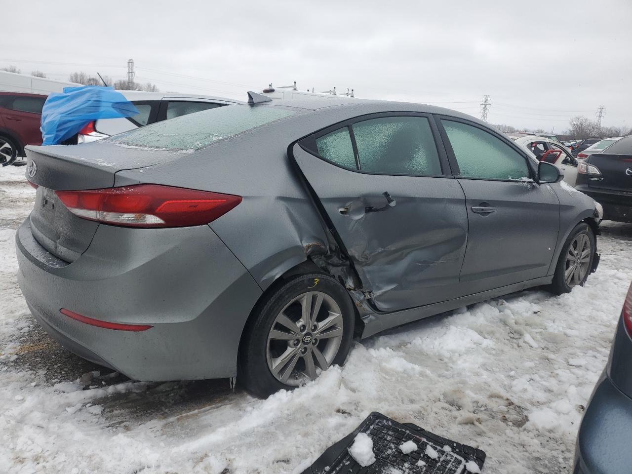 2017 HYUNDAI ELANTRA SE - Фото 3