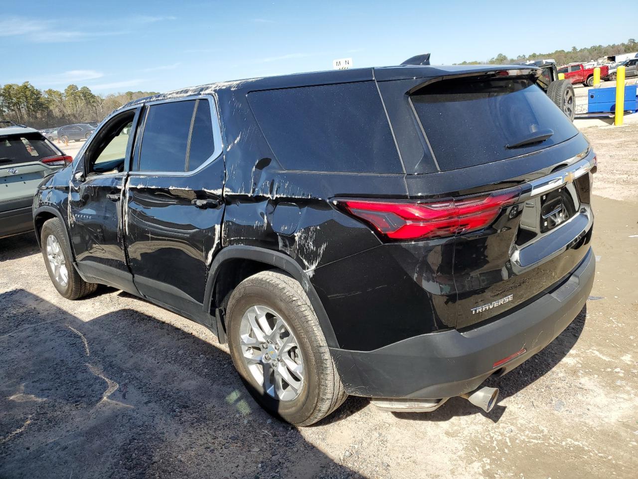 2023 CHEVROLET TRAVERSE L - Фото 2