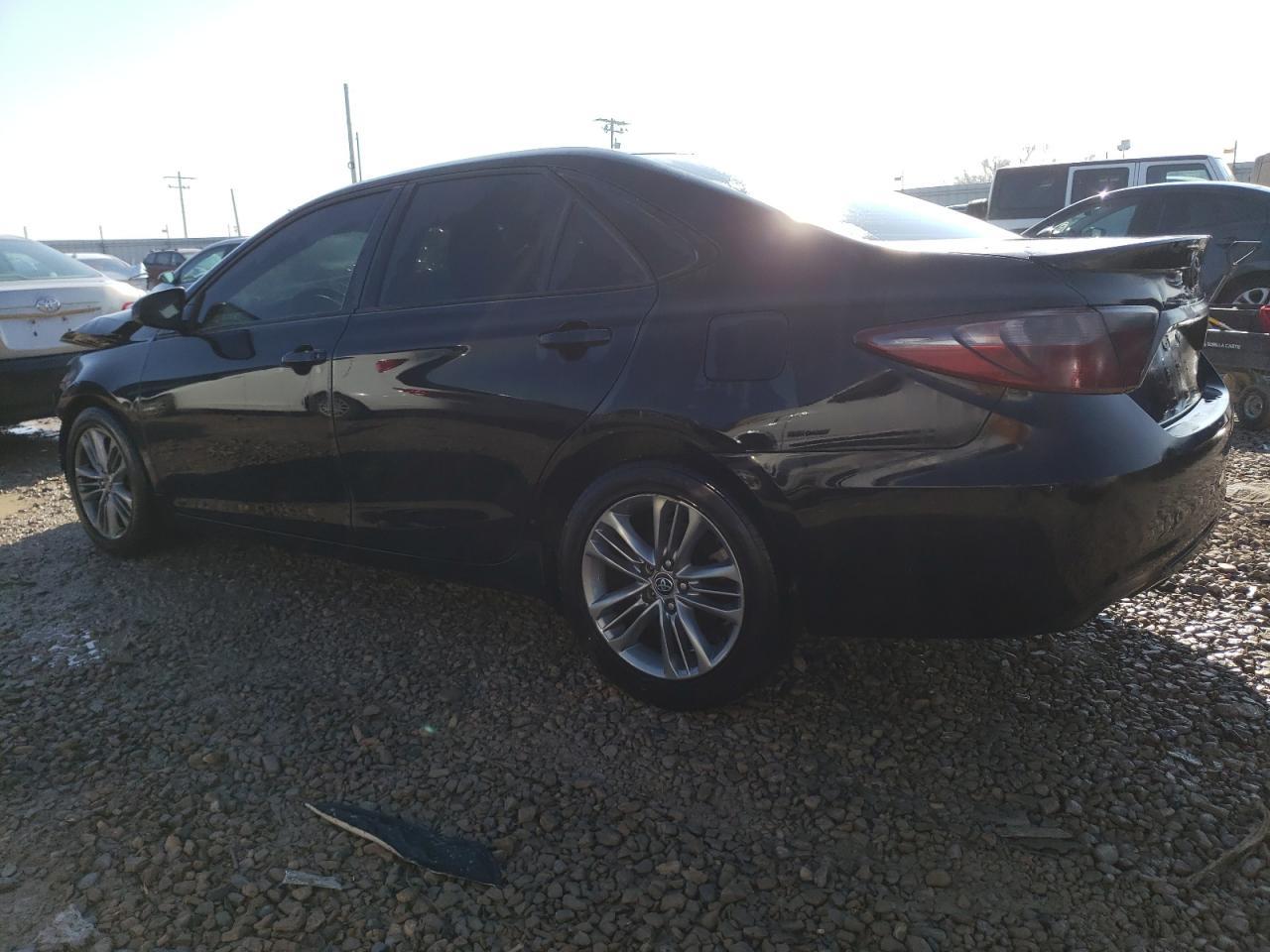 2015 TOYOTA CAMRY LE - Image 2