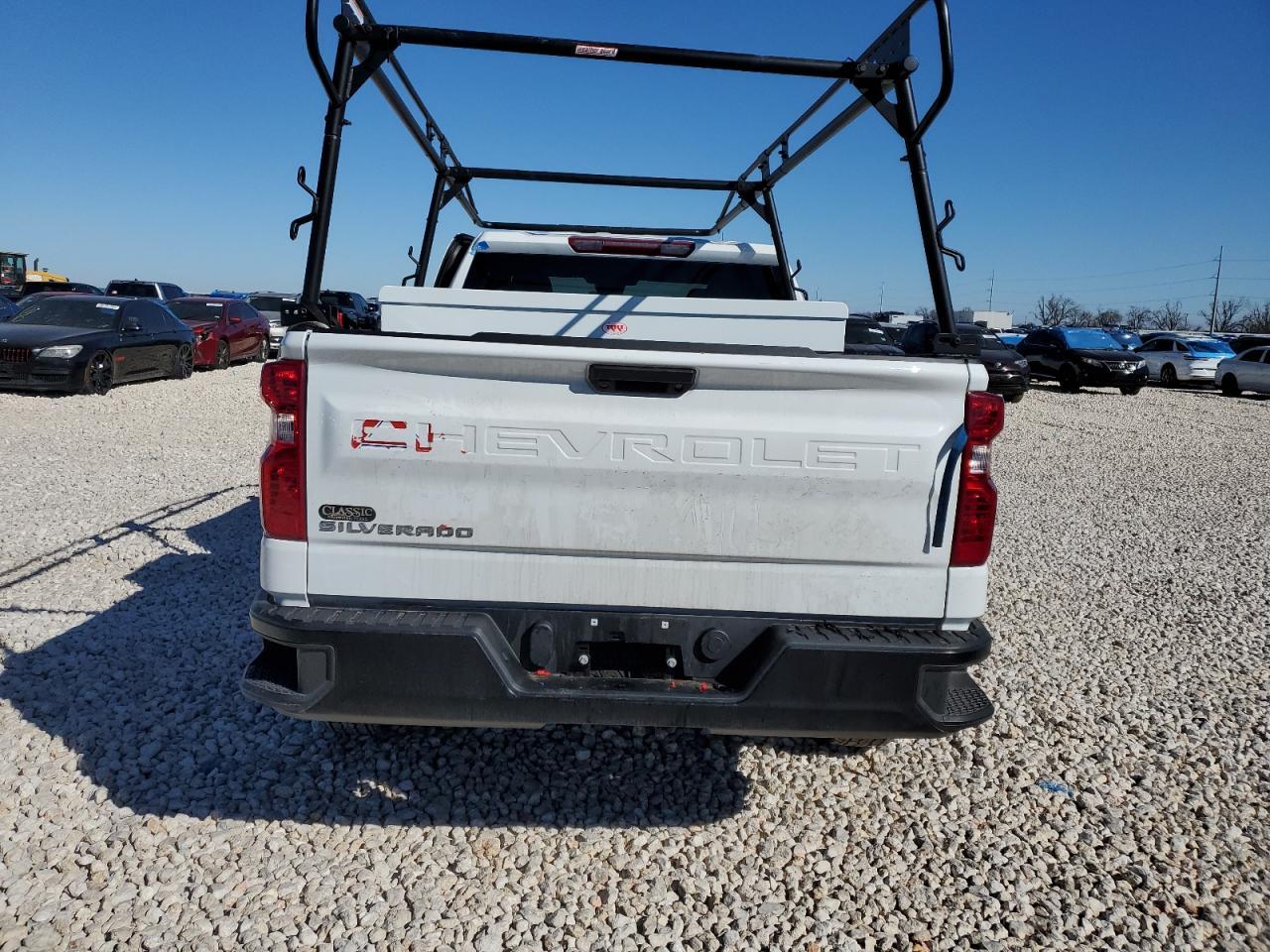 2023 CHEVROLET SILVERADO - Фото 6