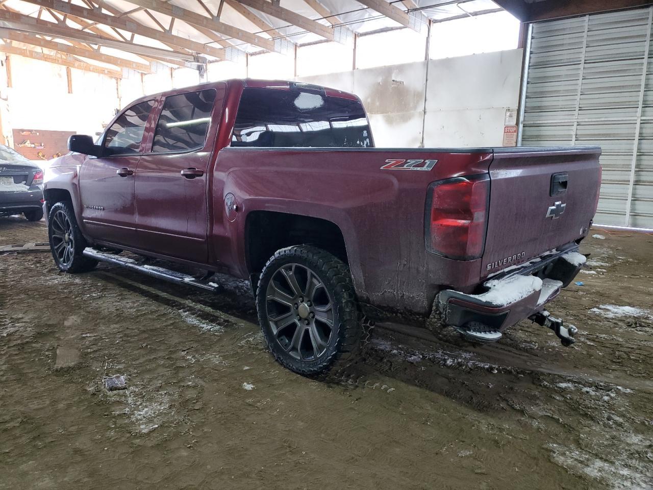 2017 CHEVROLET SILVERADO - Image 2
