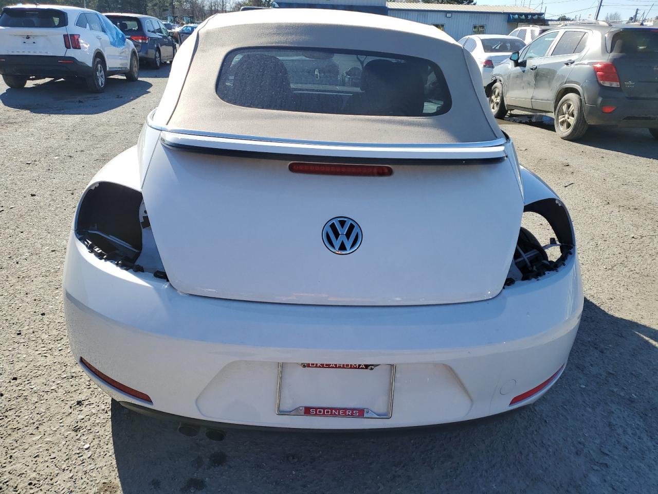 2014 VOLKSWAGEN BEETLE - Image 6