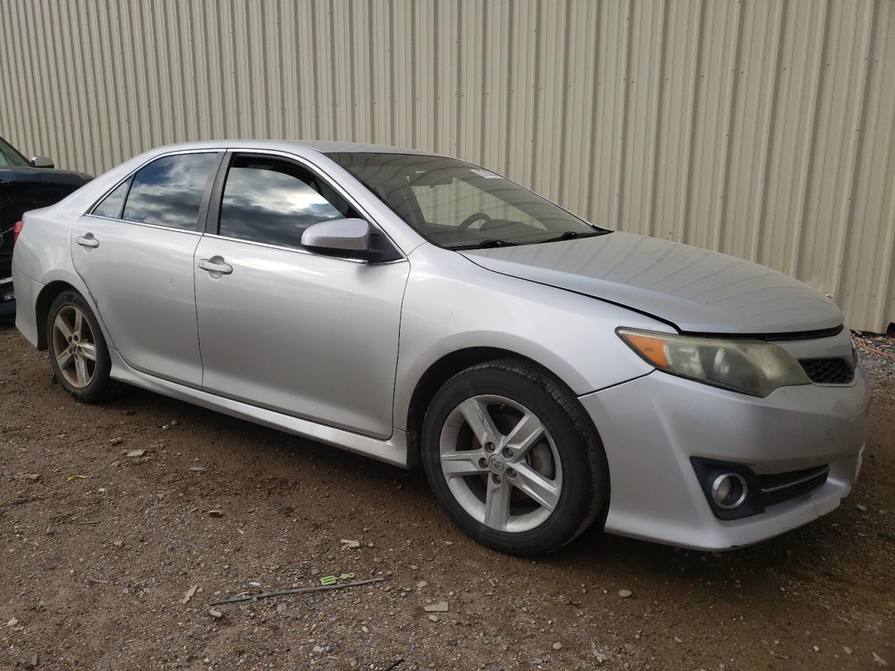2013 TOYOTA CAMRY L - Фото 4
