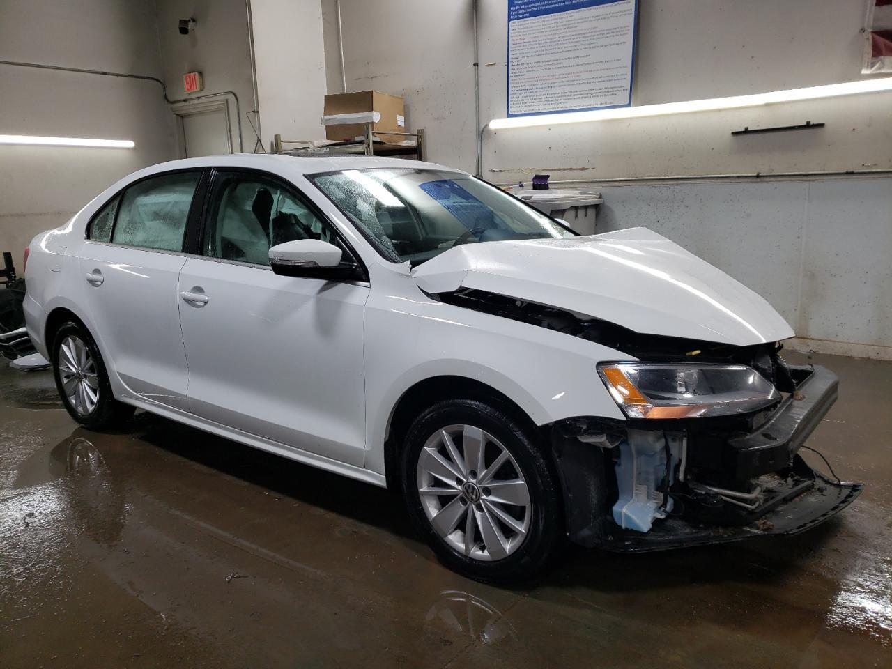 2016 VOLKSWAGEN JETTA SE - Image 4