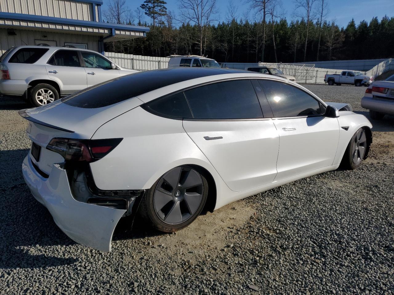2021 TESLA MODEL 3 - Image 3