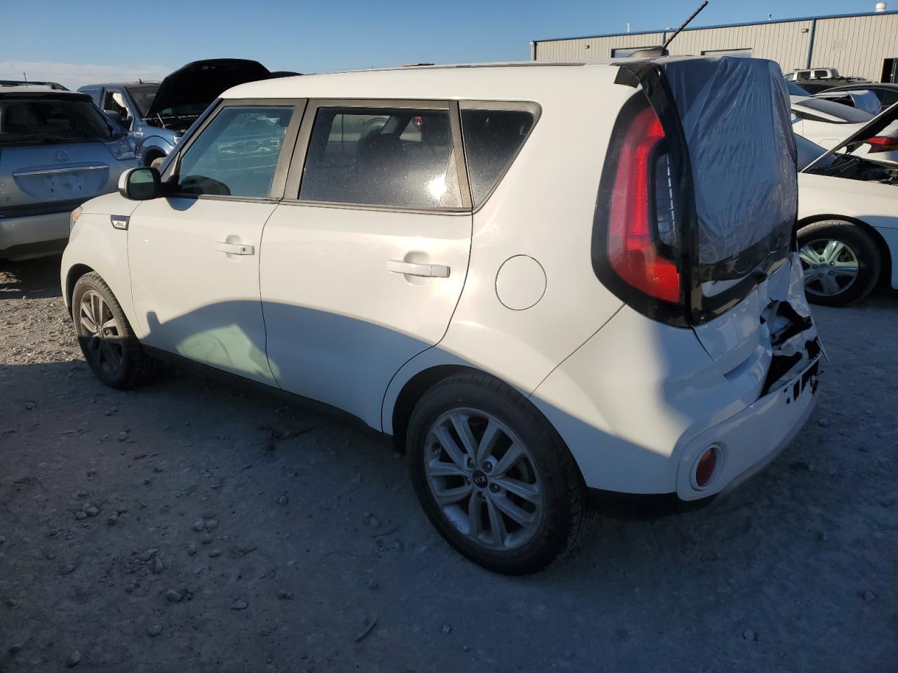 2019 KIA SOUL + - Image 2