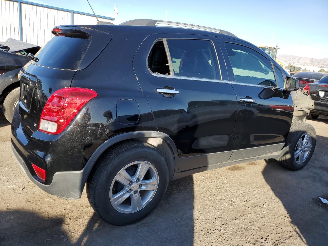 2019 CHEVROLET TRAX 1LT - Фото 3