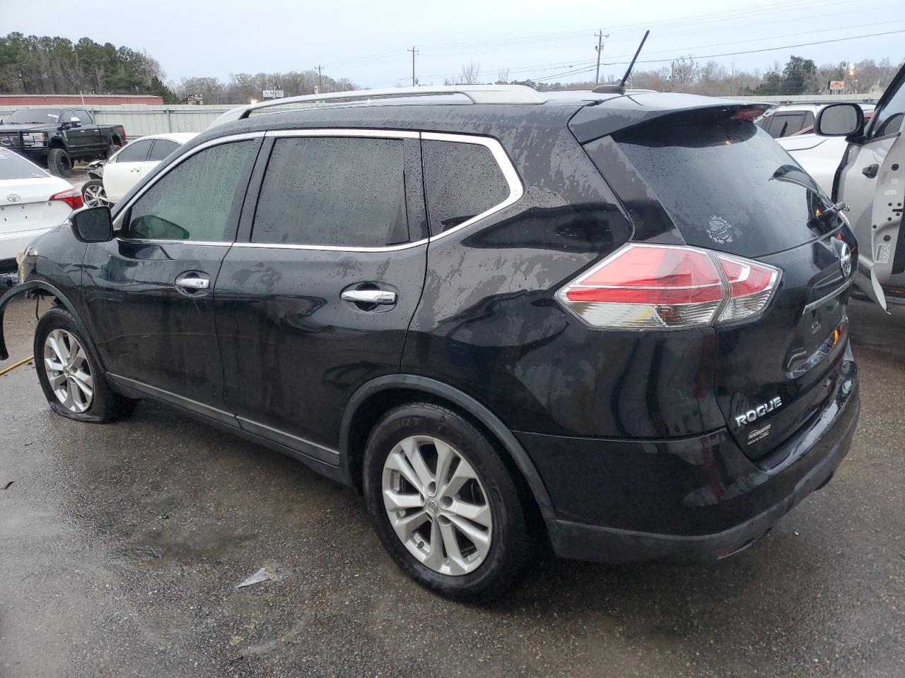 2015 NISSAN ROGUE S - Image 2