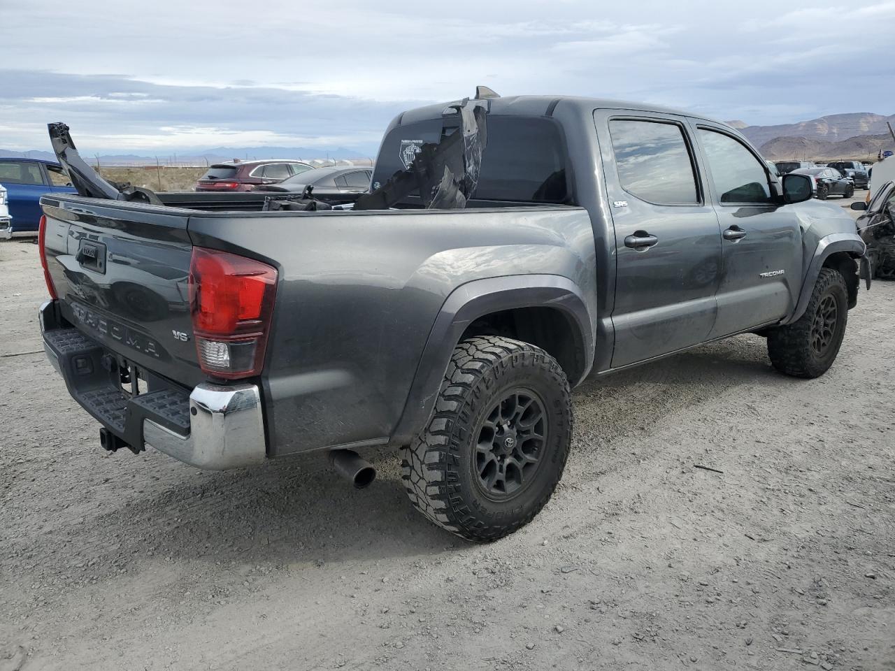 2019 TOYOTA TACOMA DOU - Фото 3
