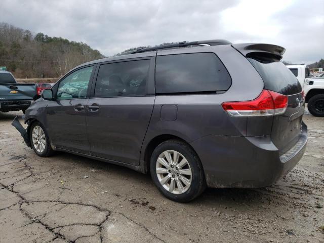 2011 Toyota Sienna Xle - Image 2
