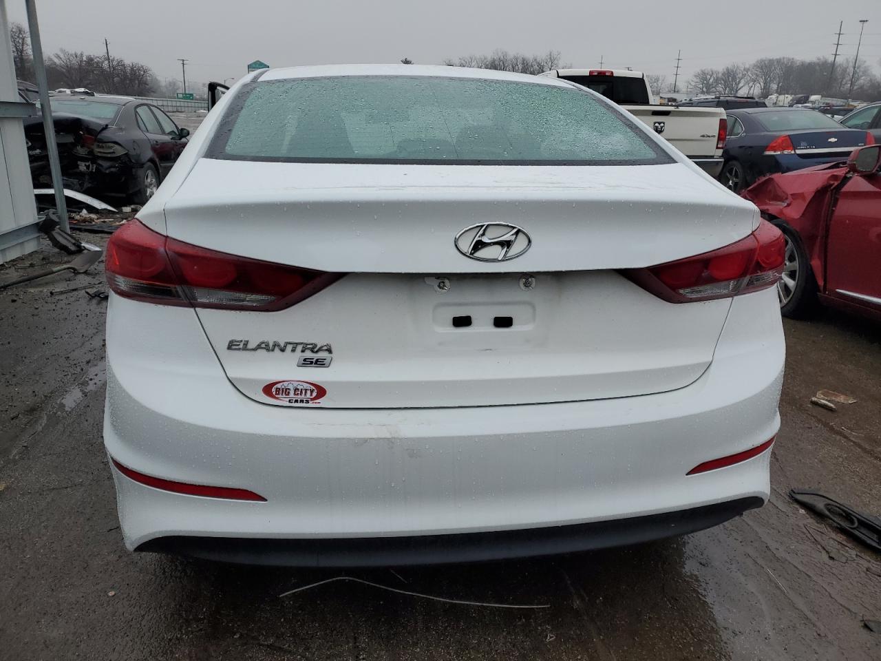 2018 HYUNDAI ELANTRA SE - Фото 6