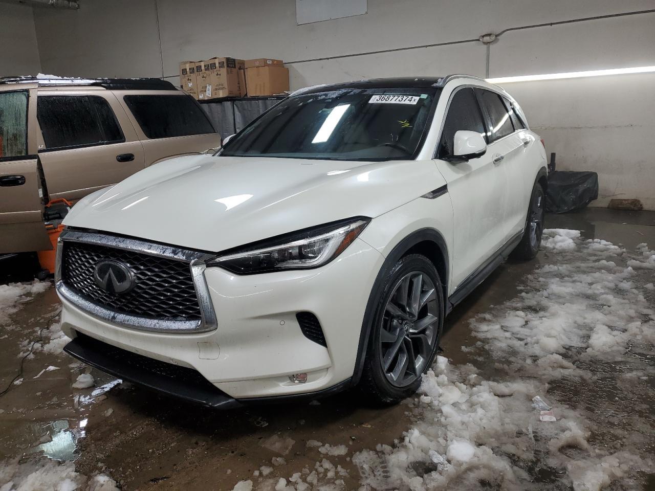 2019 INFINITI QX50 ESSEN
