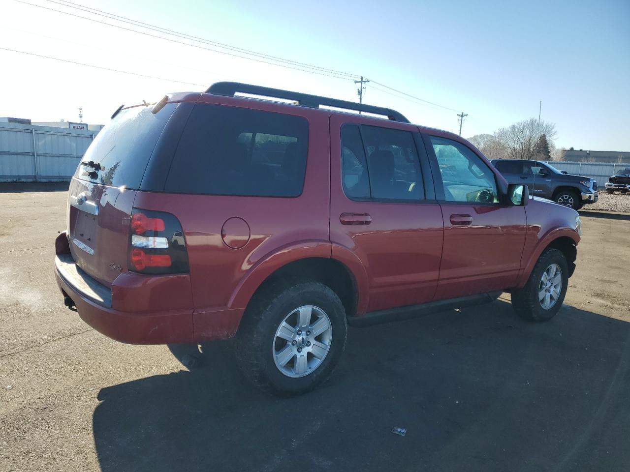 2010 FORD EXPLORER X - Image 3