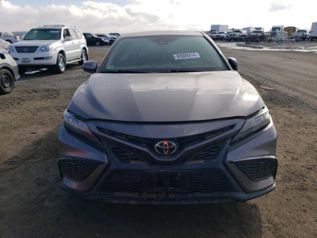 2021 Toyota Camry Se - Фото 5