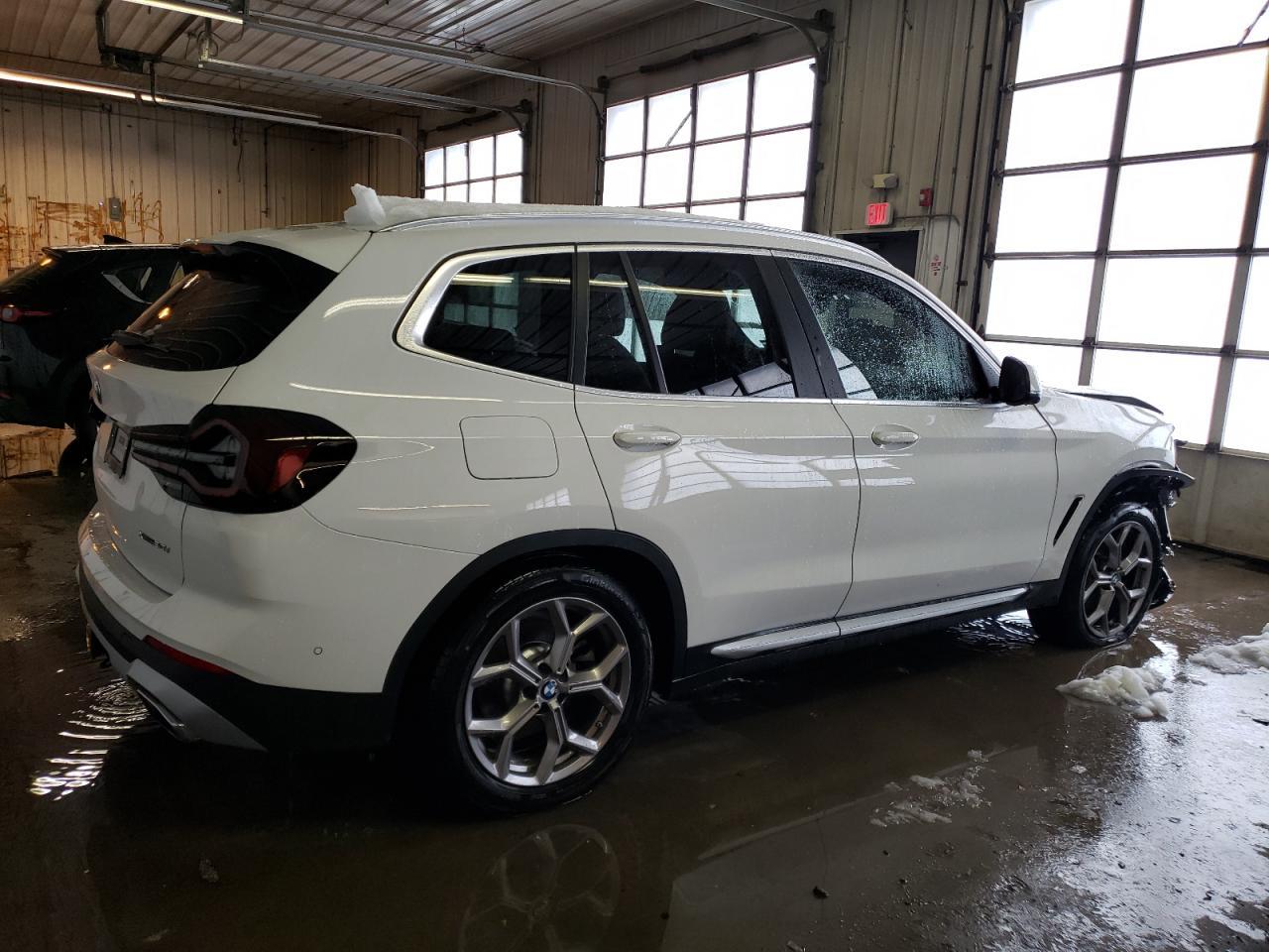 2023 BMW X3 XDRIVE3 - Image 3