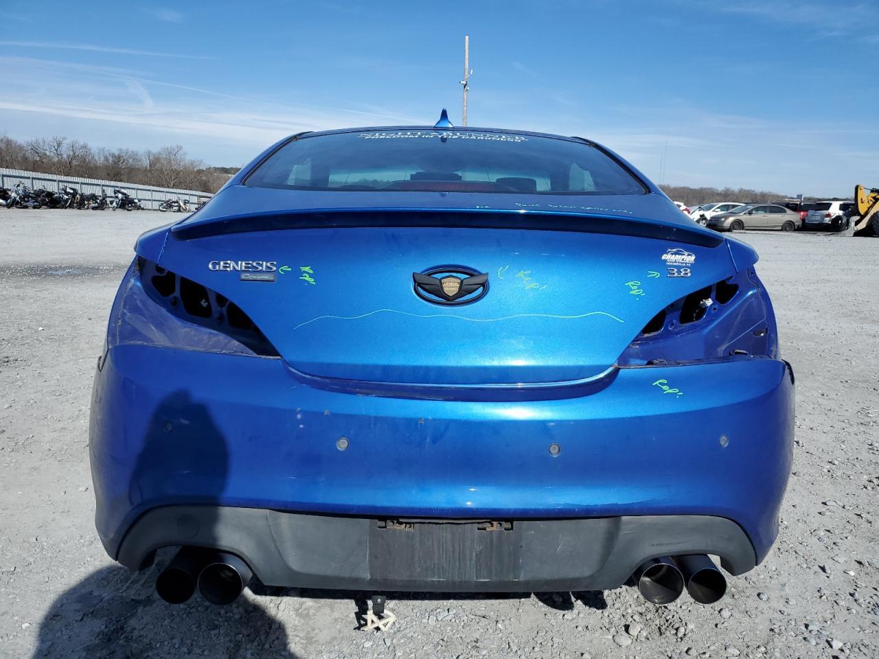 2011 HYUNDAI GENESIS CO - Image 6