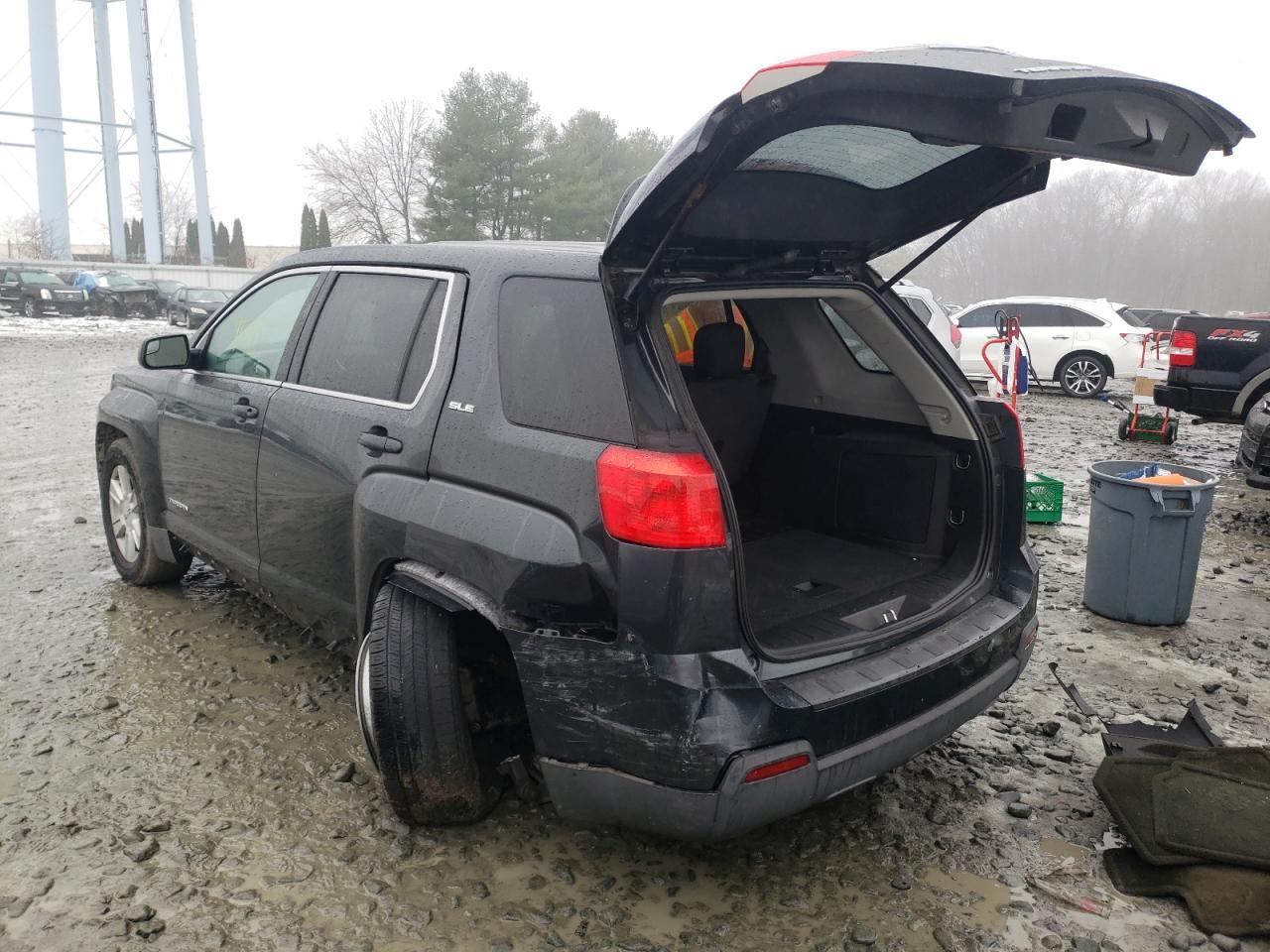 2013 GMC TERRAIN SL - Image 2