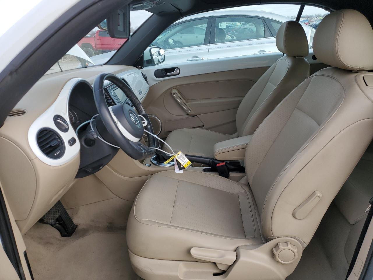 2015 VOLKSWAGEN BEETLE 1.8 - Image 7