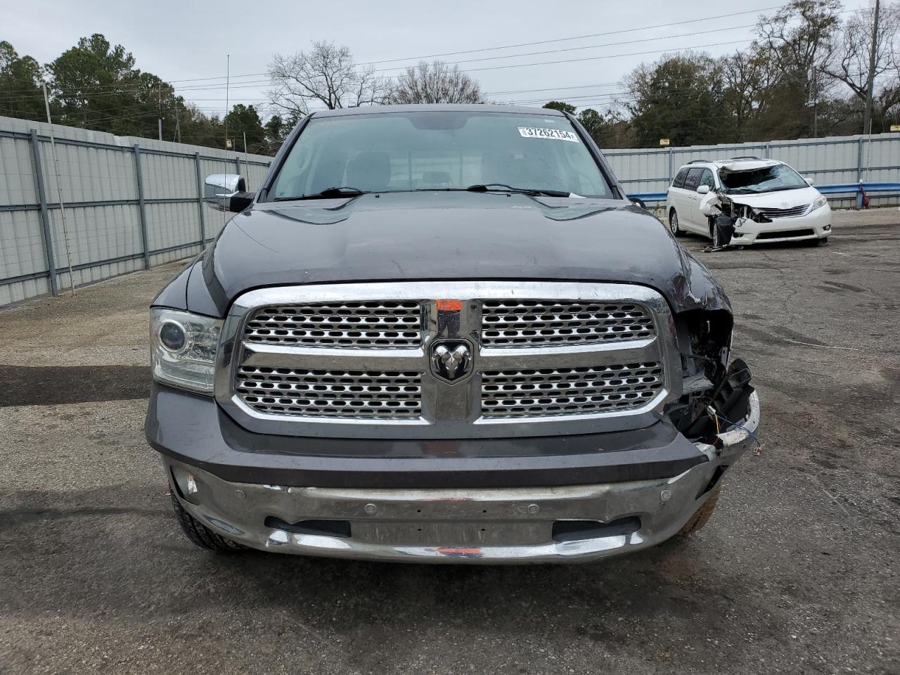2015 RAM 1500 LARAM - Фото 5