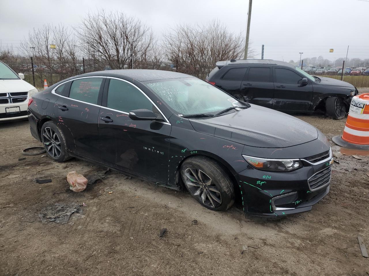2017 CHEVROLET MALIBU LT - Image 4