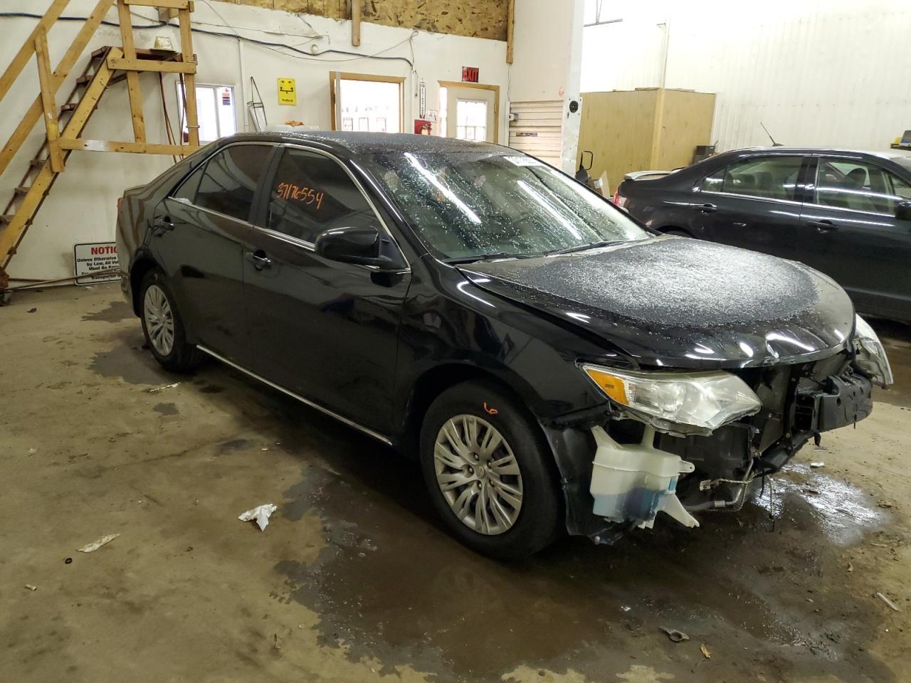 2014 TOYOTA CAMRY L - Image 4