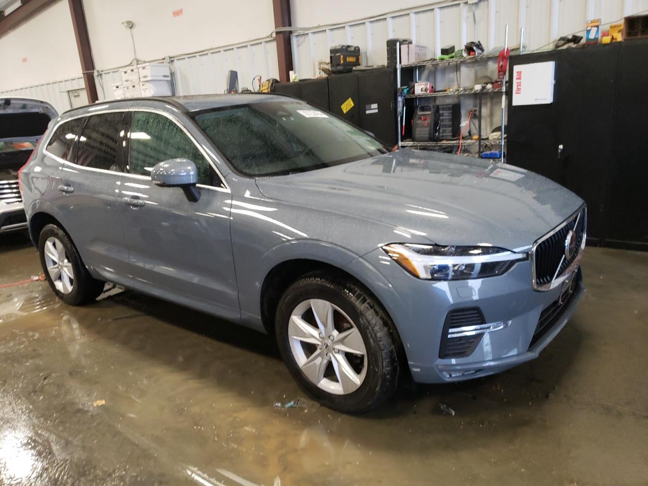 2022 VOLVO XC60 B5 MO - Фото 4