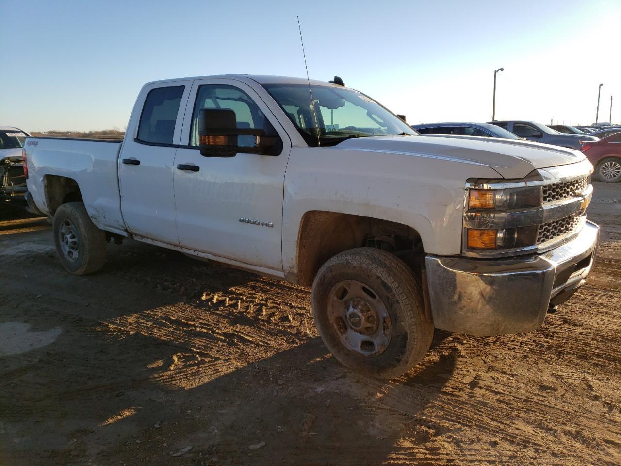 2019 CHEVROLET SILVERADO - Фото 4