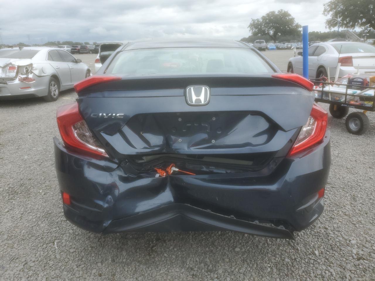 2016 HONDA CIVIC LX - Фото 6