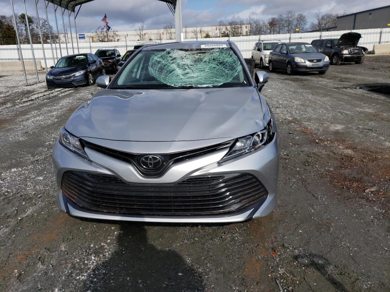 2020 TOYOTA CAMRY LE - Фото 5