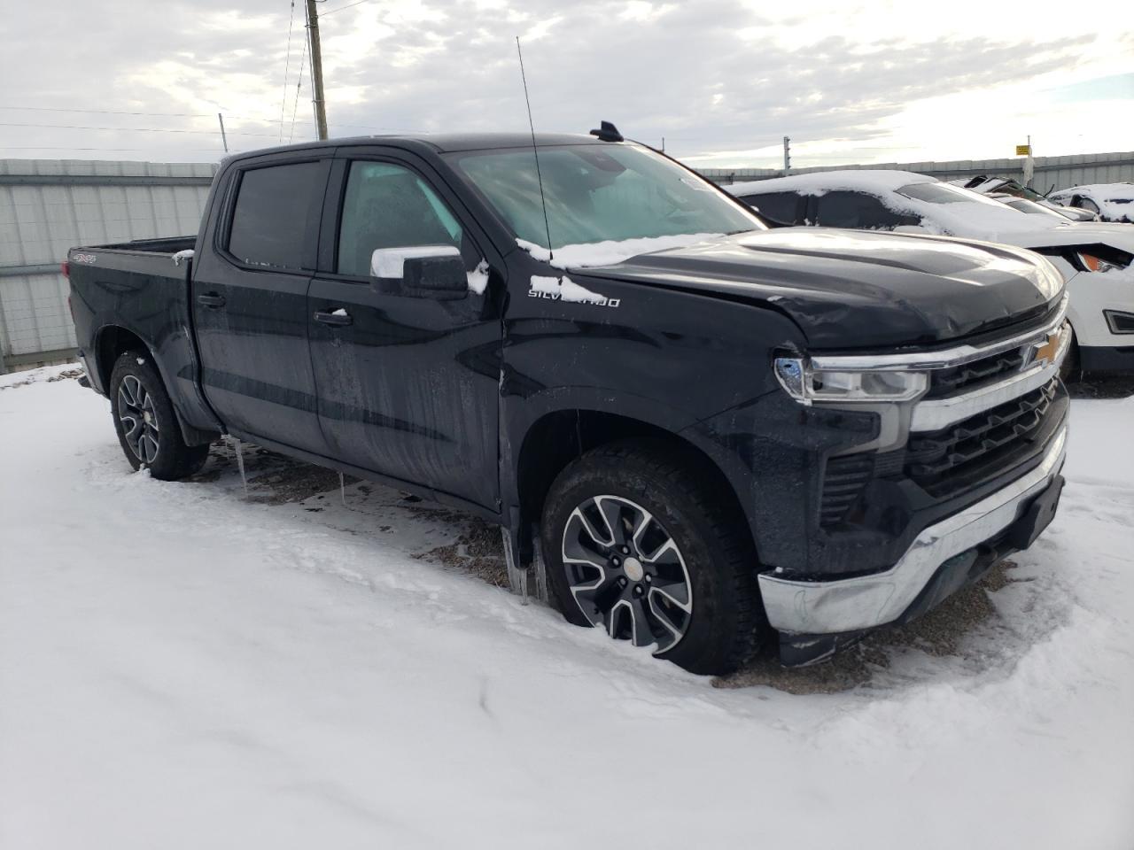 2023 CHEVROLET SILVERADO - Image 4
