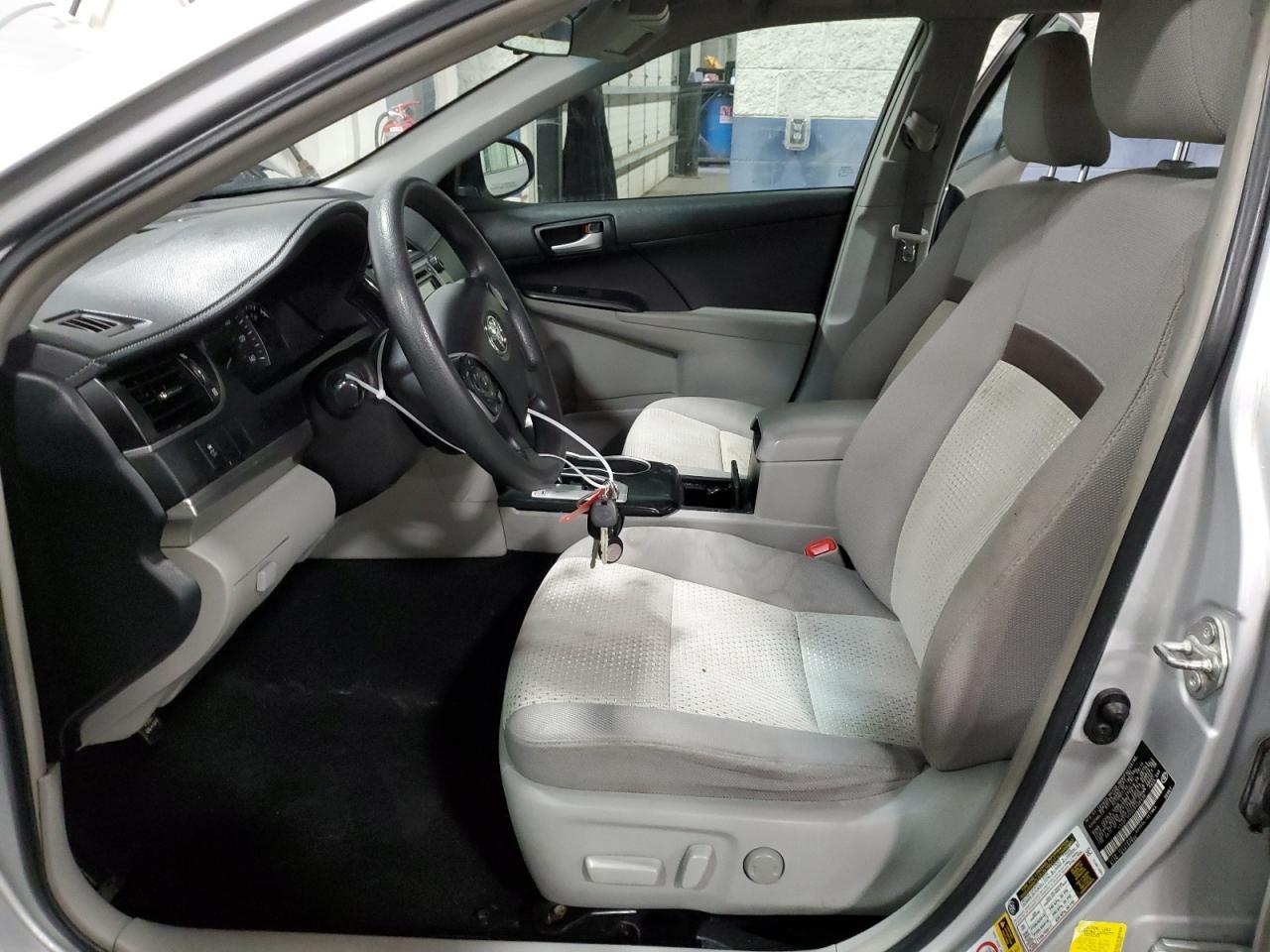 2014 TOYOTA CAMRY L - Image 7