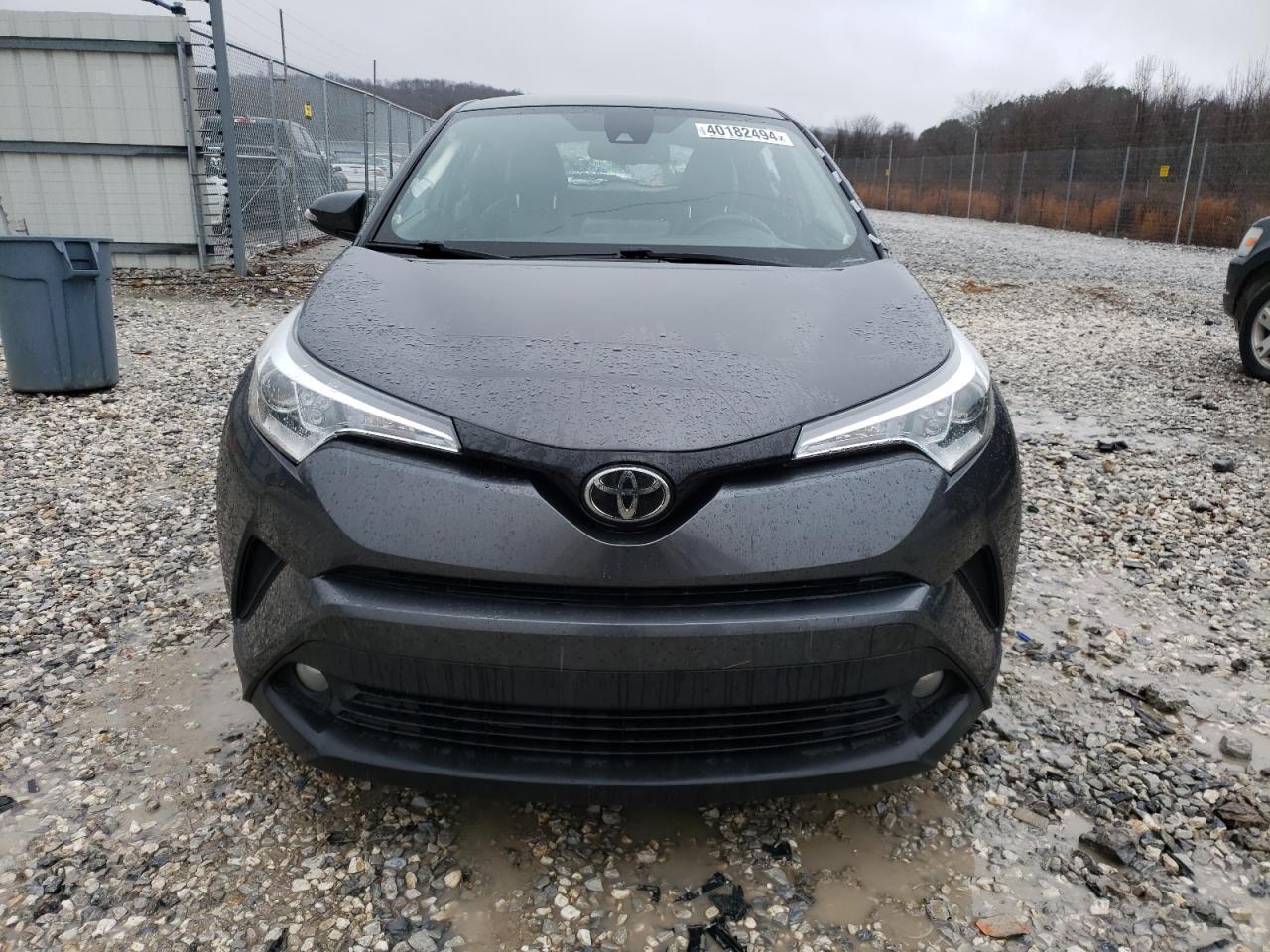 2018 TOYOTA C-HR XLE - Image 5