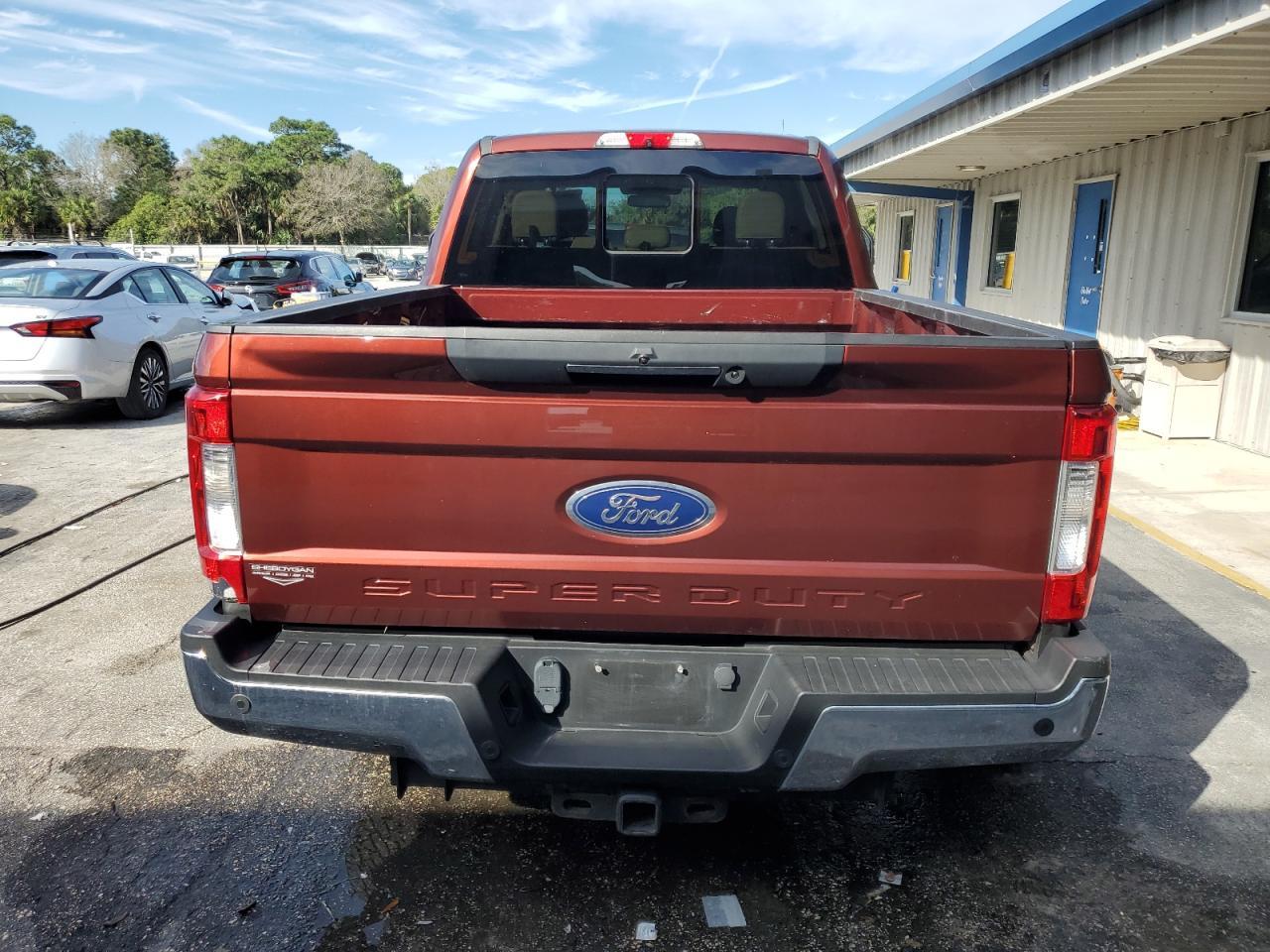 2017 FORD F250 SUPER - Image 6