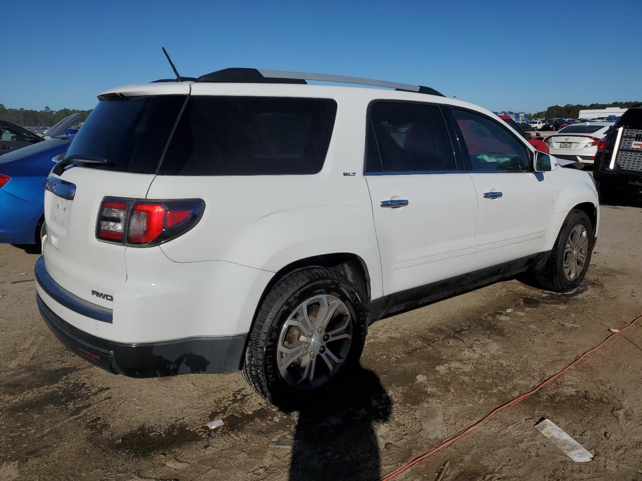 2016 GMC ACADIA SLT - Фото 3